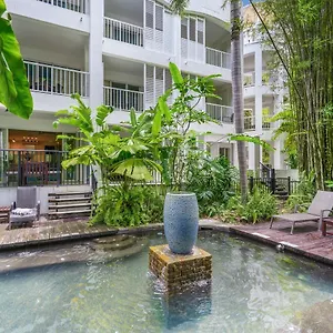 The Club Premium Private ***** Palm Cove