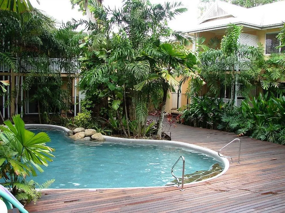 Palm Cove Tropic Apartments Aparthotel